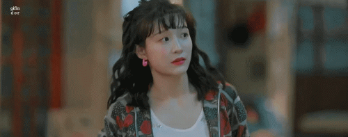 EP01---My-Perfect-Stranger-3.gif