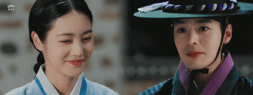 EP11---The-Secret-Romantic-Guesthouse-6.gif