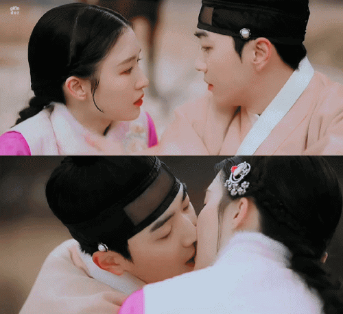 EP13---The-Secret-Romantic-Guesthouse-10.gif