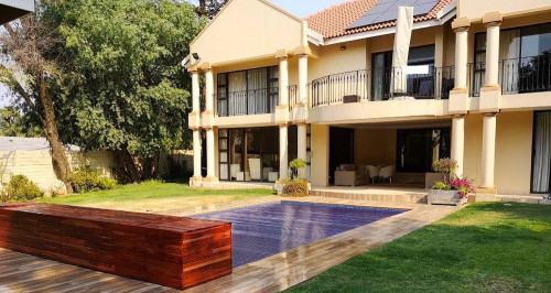 We have been the trendsetters and industry leaders in the supply and installation of Automatic and Manual Pool Covers in South Africa. Visit: https://www.designercovers.co.za/