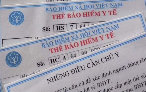 Mang thai là một hành trình kỳ diệu, nhưng cũng đầy những lo lắng. Một trong những vấn đề khiến các mẹ bầu băn khoăn là chi phí cho các xét nghiệm, đặc biệt là chọc ối. Vậy chọc ối có được thanh toán bảo hiểm hay không? Và nếu có, bao nhiêu phần trăm?
Bài viết này sẽ giúp bạn giải đáp những thắc mắc trên một cách rõ ràng và dễ hiểu.
Chọc ối: Khi nào cần thiết?
Chọc ối là một thủ thuật y tế được thực hiện để lấy mẫu nước ối nhằm kiểm tra sức khỏe của thai nhi. Đây là một xét nghiệm quan trọng, giúp phát hiện sớm các dị tật bẩm sinh, nhiễm trùng, rối loạn di truyền...
Chọc ối và bảo hiểm y tế:
Theo quy định của Bảo hiểm xã hội Việt Nam, chọc ối được nằm trong danh mục các dịch vụ y tế được thanh toán bởi bảo hiểm y tế. Điều này có nghĩa là, nếu bạn có thẻ bảo hiểm y tế hợp lệ, bạn sẽ được hỗ trợ một phần hoặc toàn bộ chi phí chọc ối.
Bạn sẽ được thanh toán bao nhiêu?
Theo thông tin từ các chuyên gia y tế, mẹ bầu có thể được thanh toán 100% chi phí chọc ối nếu:
Bạn có thẻ bảo hiểm y tế hợp lệ.
Bạn thực hiện chọc ối tại cơ sở y tế thuộc tuyến bảo hiểm của bạn.
Bạn có đầy đủ các giấy tờ liên quan.
Lưu ý:
Bảo hiểm y tế chỉ thanh toán cho những trường hợp chọc ối được chỉ định bởi bác sĩ, nhằm mục đích chẩn đoán và điều trị bệnh cho thai nhi.
Nếu bạn thực hiện chọc ối theo yêu cầu cá nhân, không thuộc trường hợp cần thiết, bạn có thể phải chi trả một phần hoặc toàn bộ chi phí.
Để được hỗ trợ từ bảo hiểm y tế, bạn cần:
Mang theo thẻ bảo hiểm y tế, chứng minh nhân dân/căn cước công dân.
Nếu bạn được chuyển tuyến từ cơ sở y tế khác, bạn cần mang theo giấy chuyển tuyến.
Những trường hợp không được thanh toán bảo hiểm:
Bạn không có thẻ bảo hiểm y tế hoặc thẻ bảo hiểm y tế không hợp lệ.
Bạn thực hiện chọc ối tại cơ sở y tế không thuộc tuyến bảo hiểm của bạn.
Bạn không cung cấp đầy đủ các giấy tờ liên quan.
Lời khuyên:
Luôn giữ thẻ bảo hiểm y tế hợp lệ và cập nhật thông tin cá nhân.
Nên mua bảo hiểm y tế cho bản thân và gia đình, đặc biệt là khi mang thai.
Tham khảo ý kiến bác sĩ về việc chọc ối và các thủ tục liên quan.
Tóm lại:
Chọc ối là một xét nghiệm quan trọng, giúp bảo vệ sức khỏe của thai nhi. Nếu bạn có thẻ bảo hiểm y tế hợp lệ, bạn có thể được hỗ trợ một phần hoặc toàn bộ chi phí chọc ối. Hãy liên hệ với bác sĩ để được tư vấn và hướng dẫn cụ thể.
Hãy nhấp vào đường link dưới đây để đọc thêm thông tin chi tiết về chọc ối và bảo hiểm y tế:
https://genplus.vn/choc-oi-co-duoc-thanh-toan-bao-hiem-khong/
Bài viết khác:
http://www.apsense.com/status/16040510-28829007
https://pastelink.net/3cl7m0r4
https://wakelet.com/wake/HsPYfGdRcaOksdFkjRSp2
https://www.notebook.ai/documents/998064
https://www.hahalolo.com/post/664d85b8de22ac0a03063e91
https://files.fm/f/hakspftuwe
https://anyflip.com/jqjta/tkor/