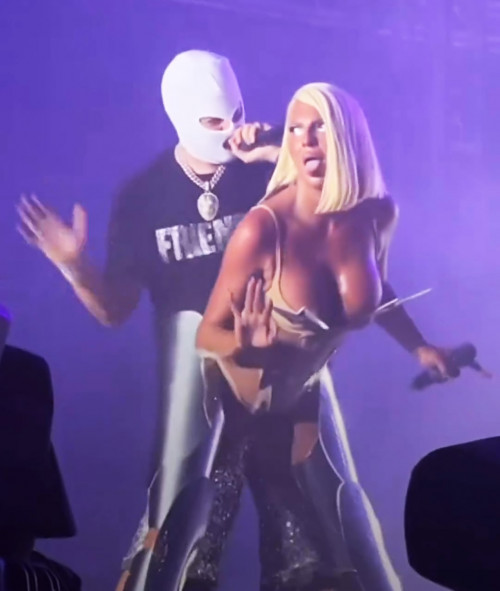 karleusastar 20240701 0004.mp4 snapshot 00.07.525