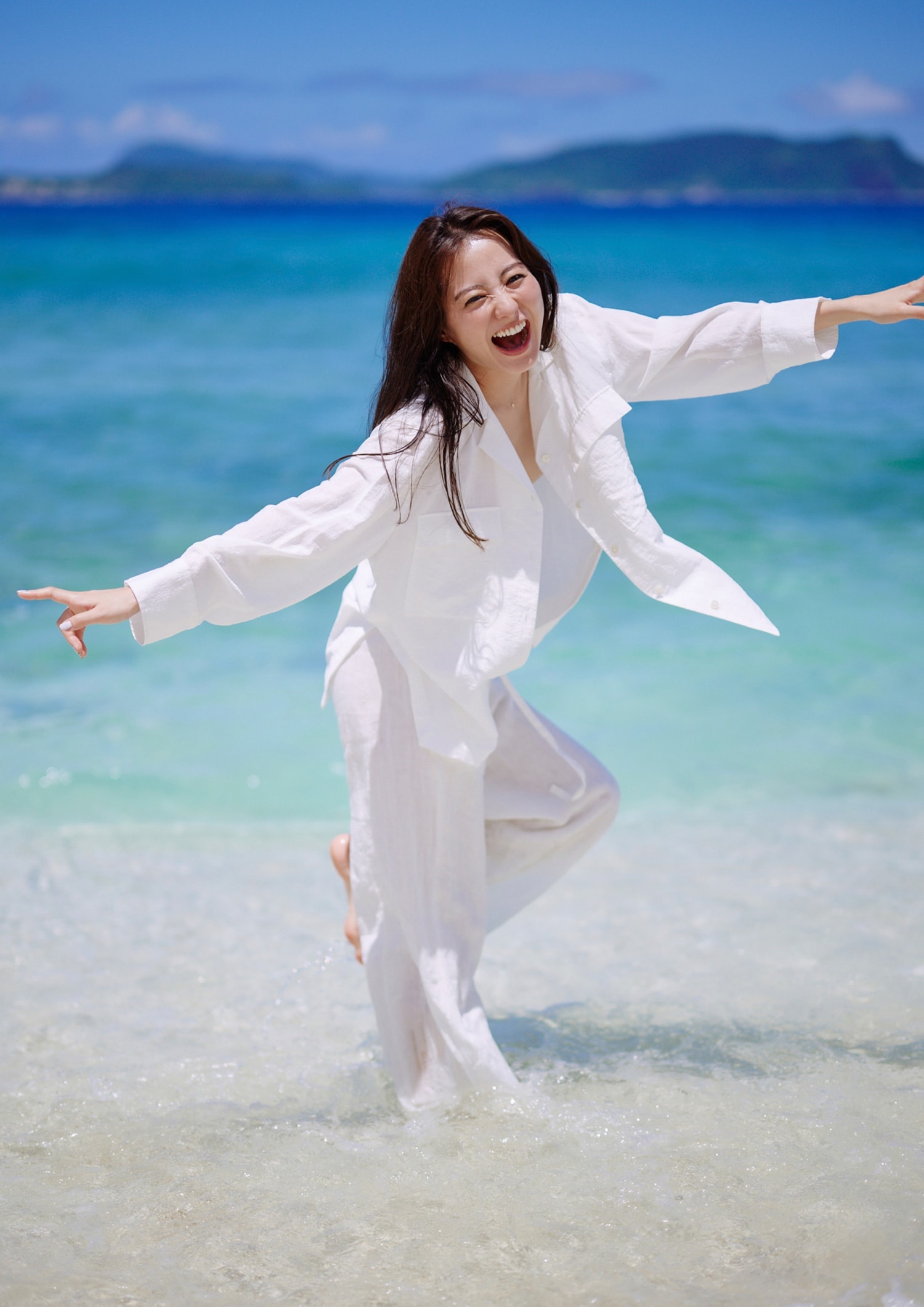 타카다 리호(高田里穂, たかだ りほ) - 주간 플레이보이 포토북 2022