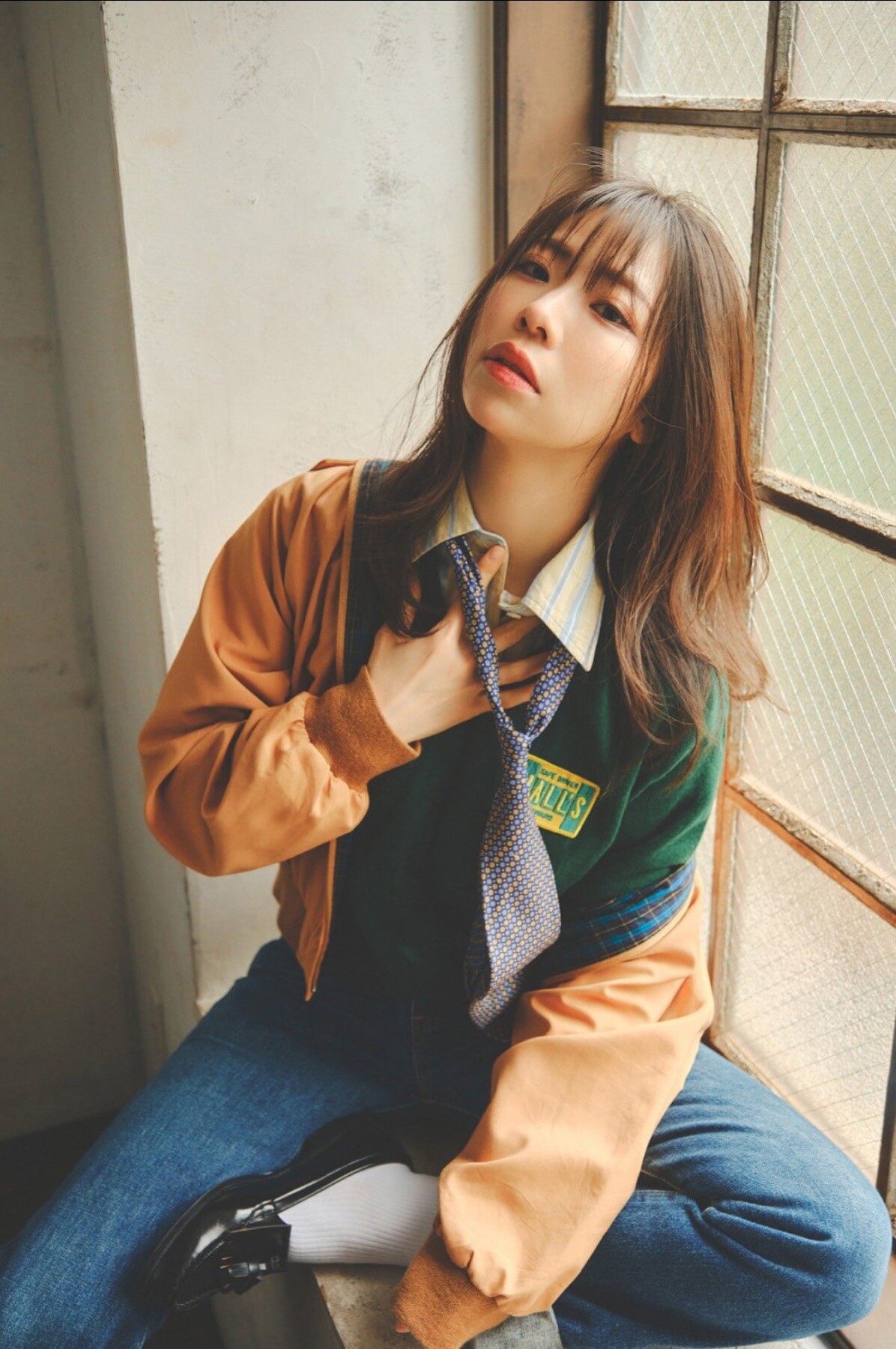 스즈키 후미나(鈴木ふみ奈, すずき ふみな) - 플래시 디지털 사진집 2024