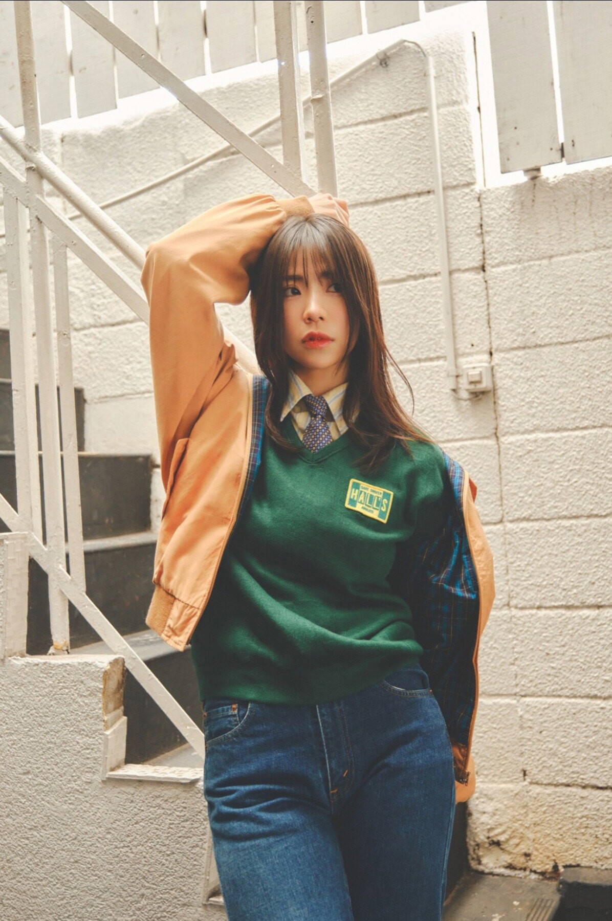 스즈키 후미나(鈴木ふみ奈, すずき ふみな) - 플래시 디지털 사진집 2024