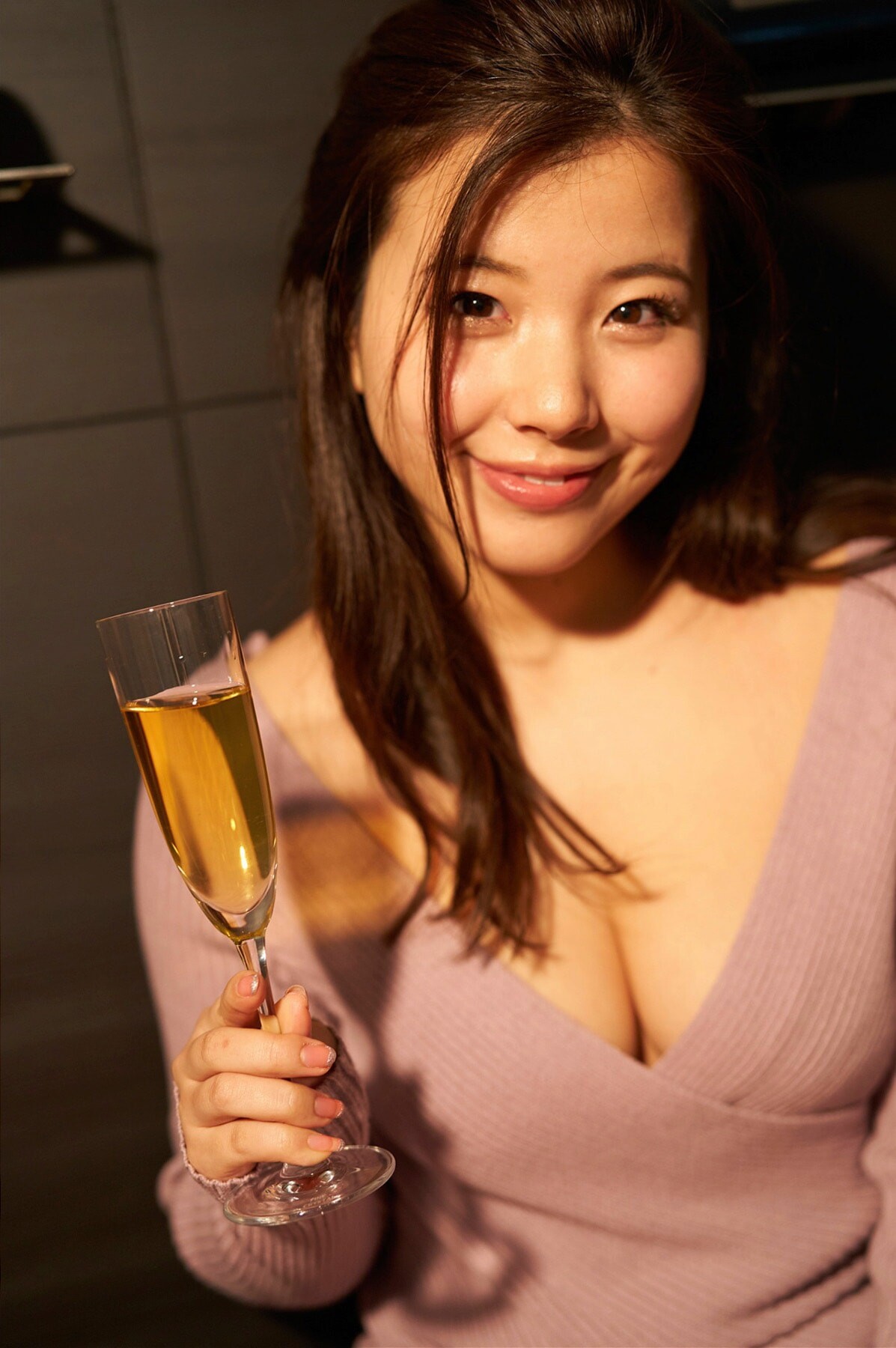 쿠라타 루카(倉田瑠夏, くらた るか) - 플래시 디지털 사진집 2018