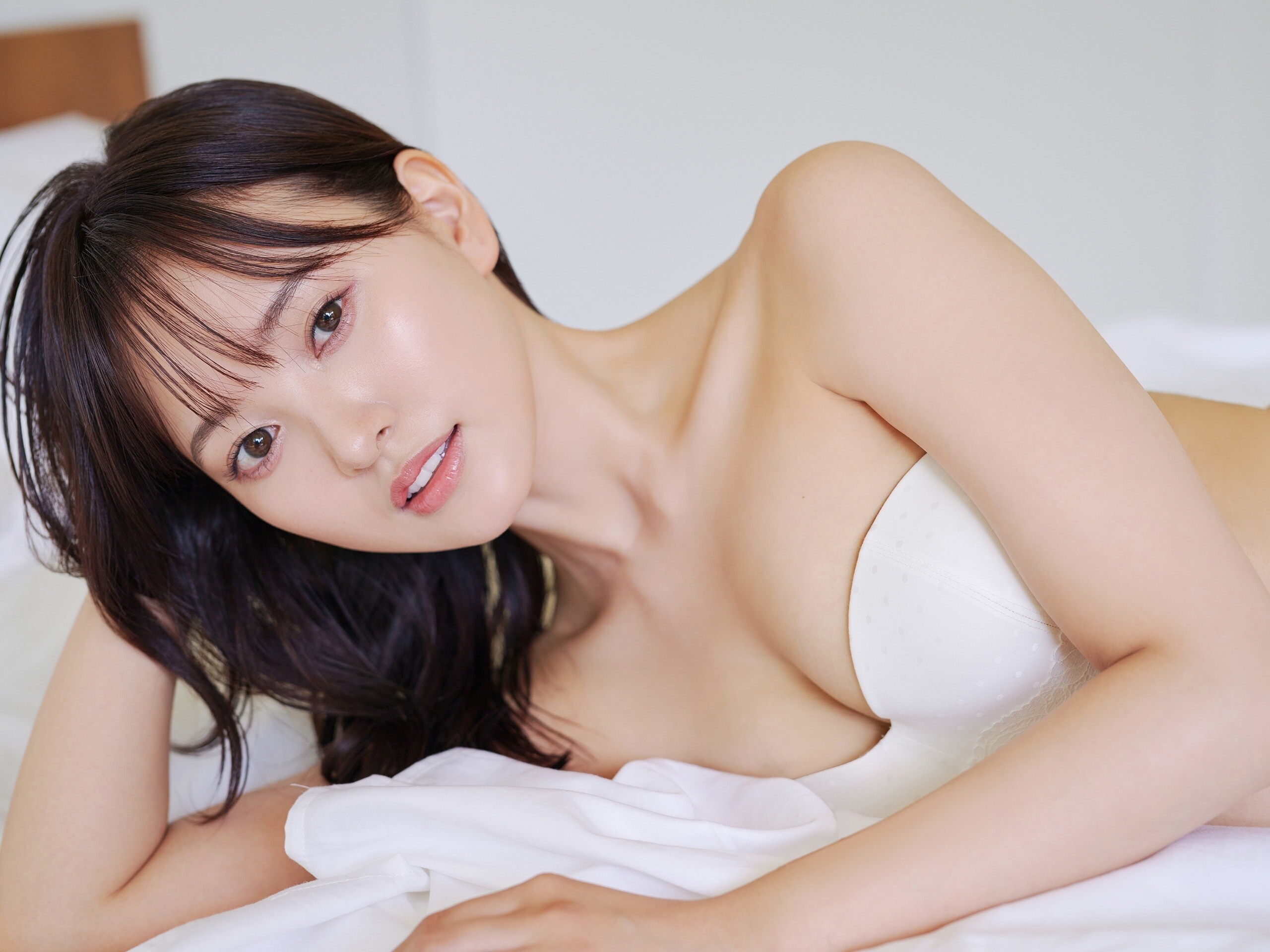 코다마 하루카(兒玉遥, こだま はるか) - 플래시 디지털 사진집 2024