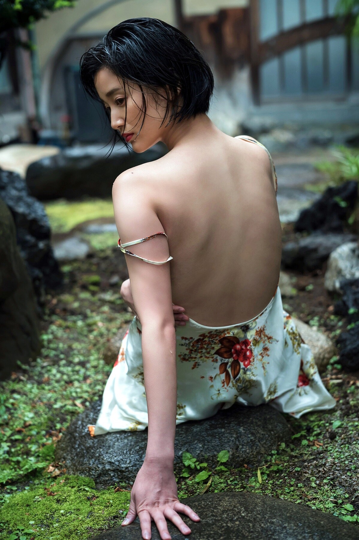 데구치 아리사(出口亜梨沙, でぐち ありさ) - 플래시 디지털 사진집 2018