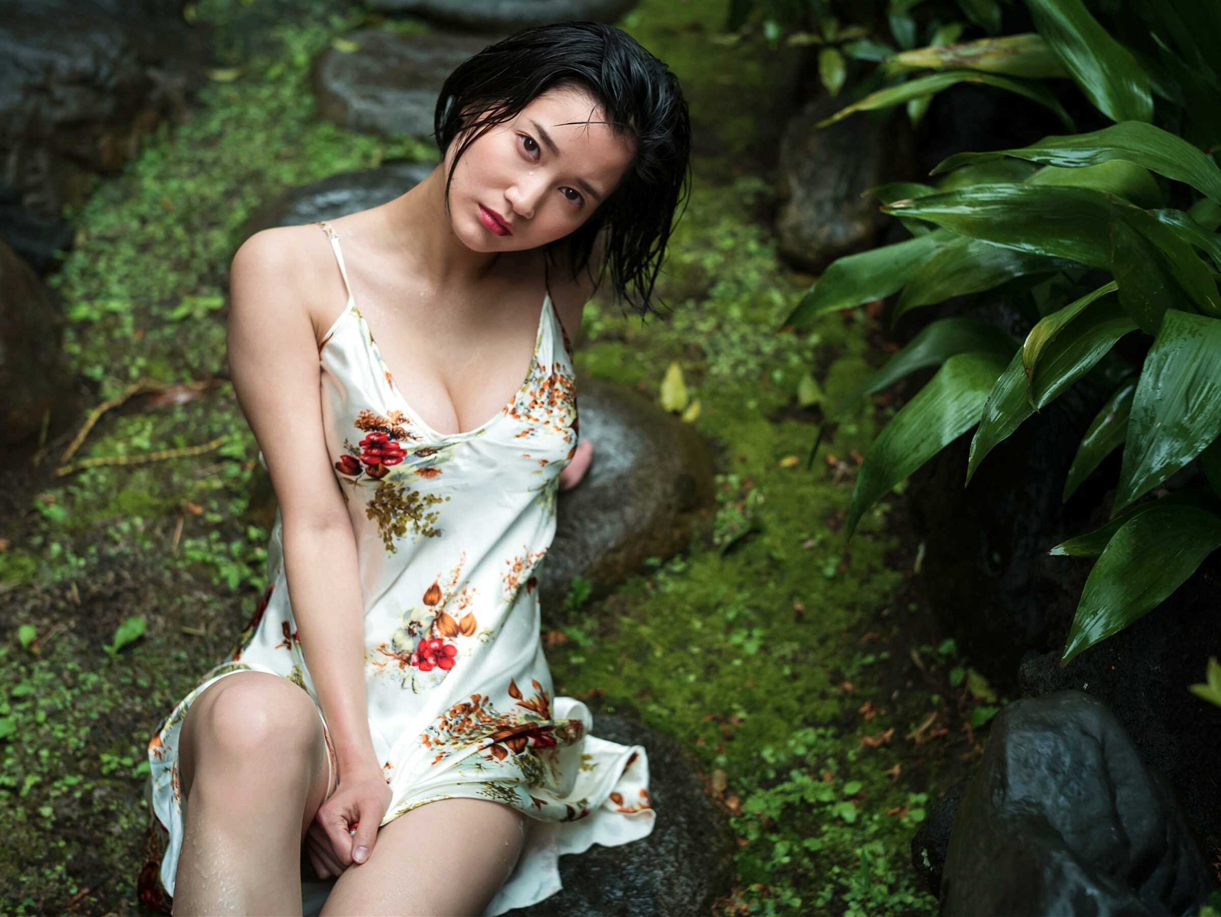 데구치 아리사(出口亜梨沙, でぐち ありさ) - 플래시 디지털 사진집 2018