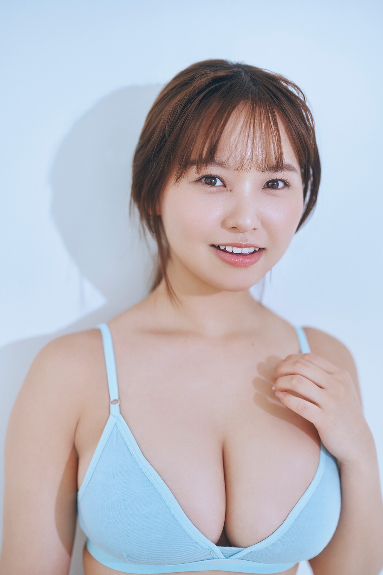 혼고 유즈하(本郷柚巴, ほんごう ゆずは) - 플래시 디지털 사진집 2024