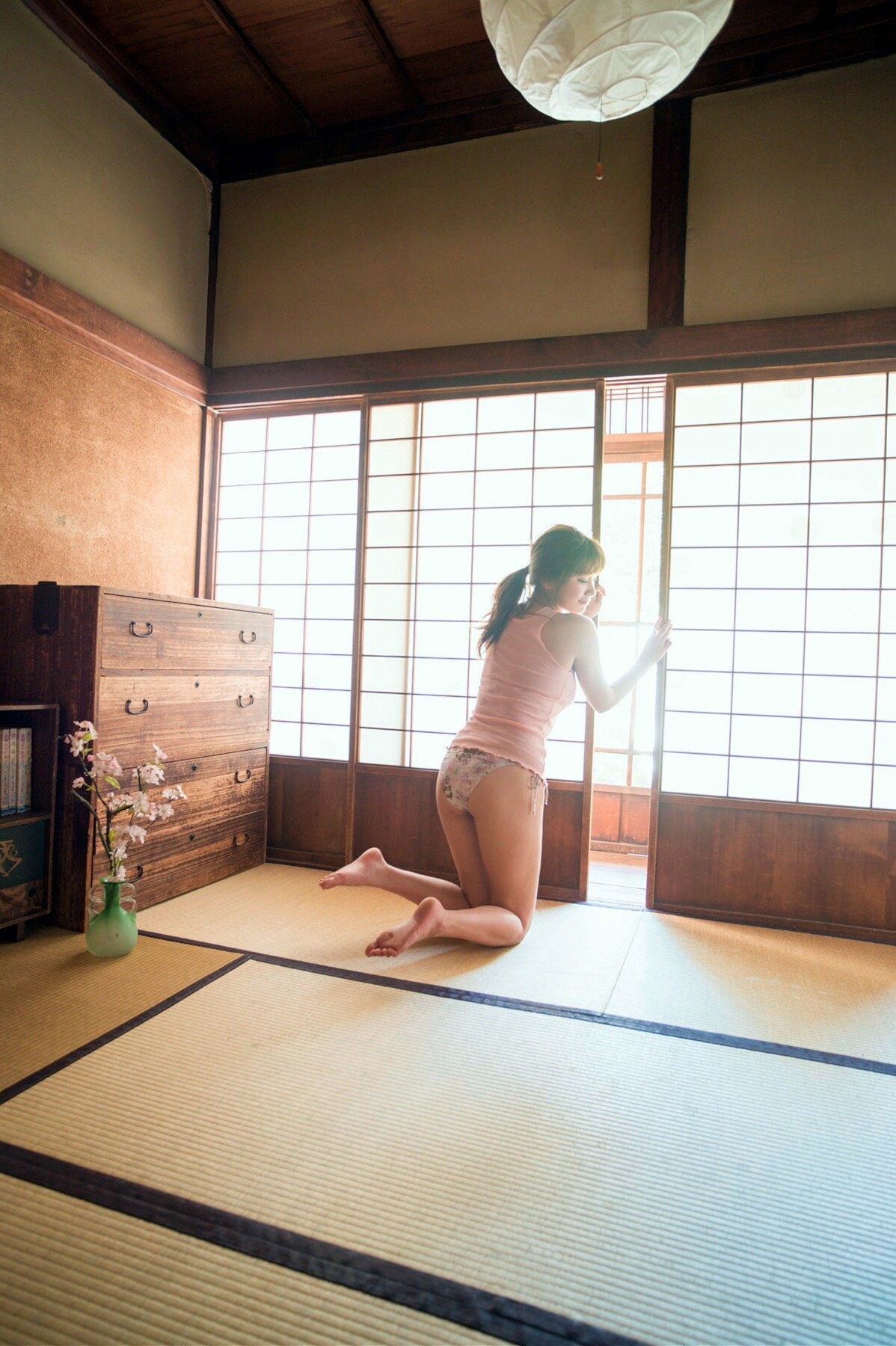 히사마츠 이쿠미(久松郁実, ひさまつ いくみ) - 플래시 디지털 사진집 2017