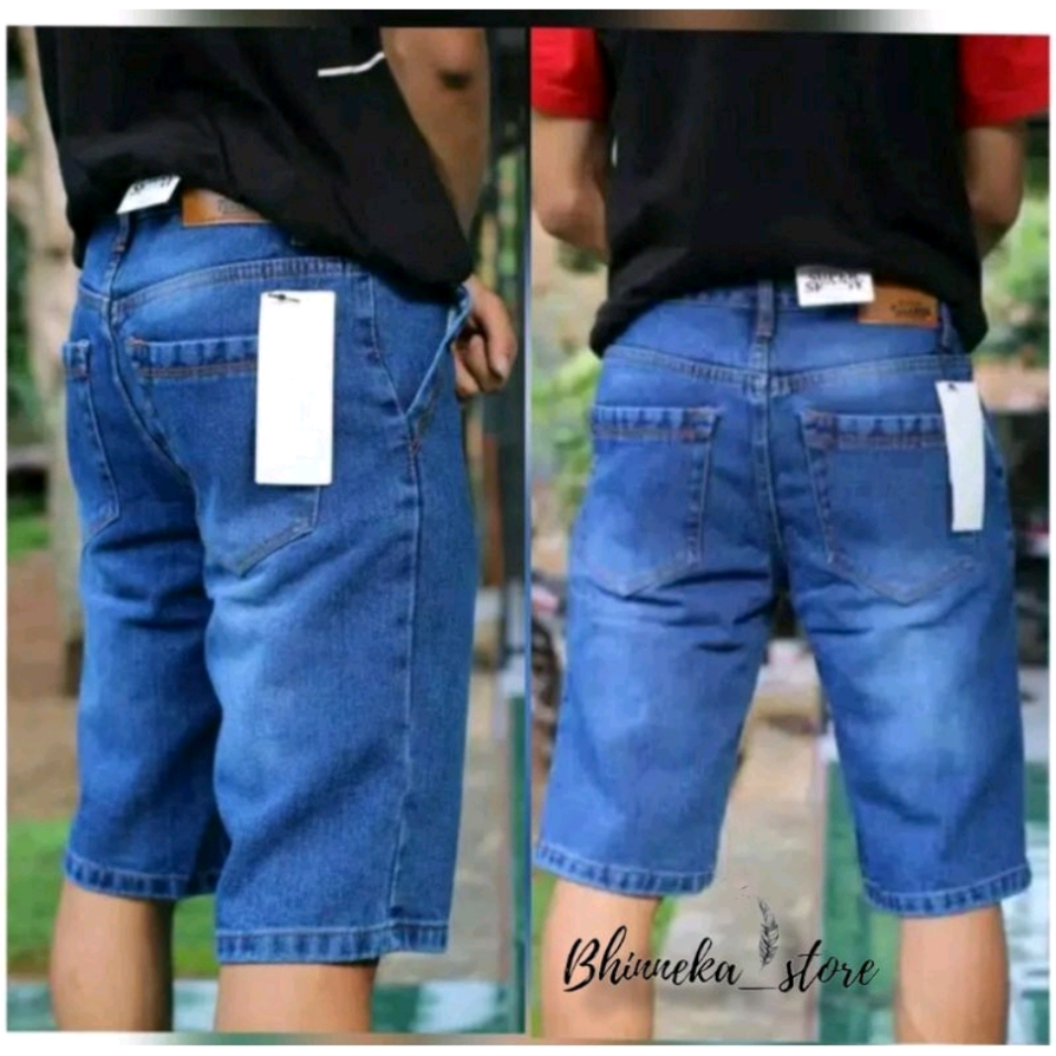 Celana Jeans Pendek Pria