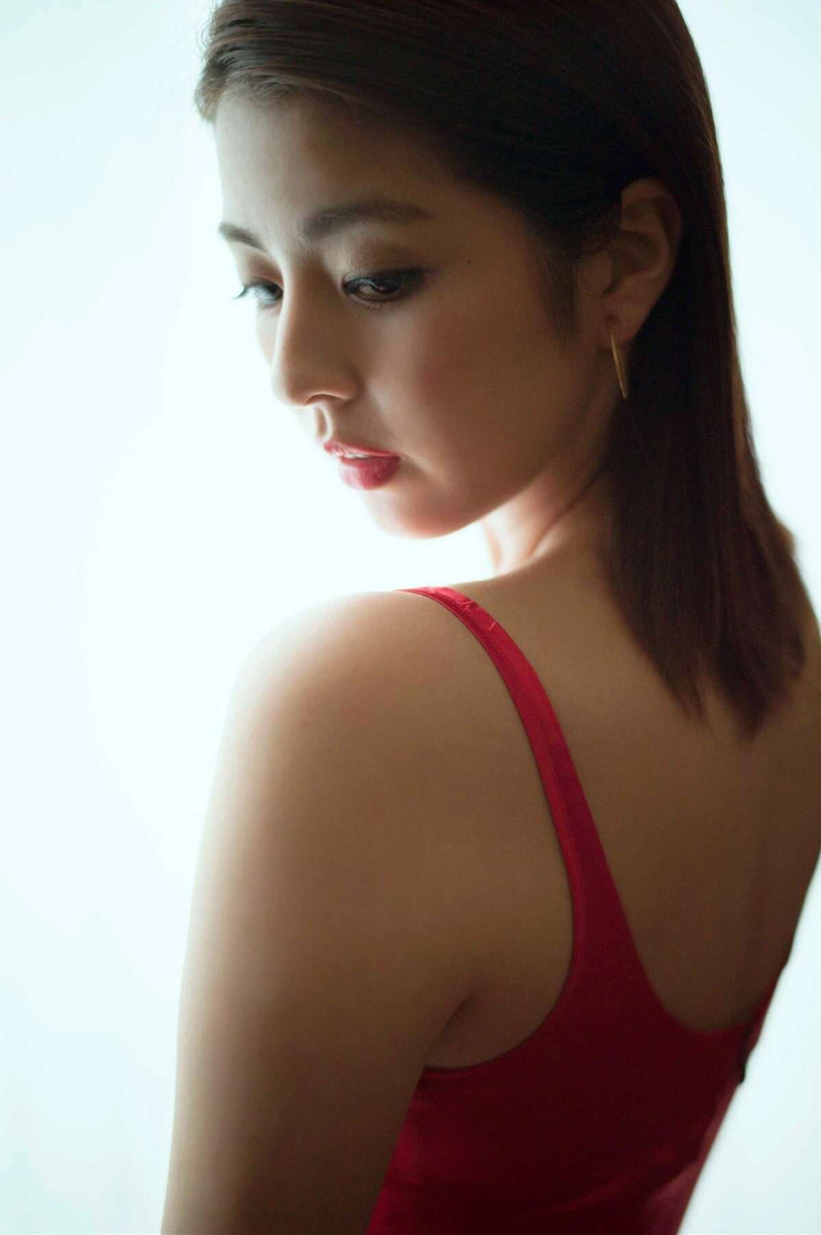 야나기 유리나(柳ゆり菜, やなぎ ゆりな) - 플래시 디지털 사진집 2017