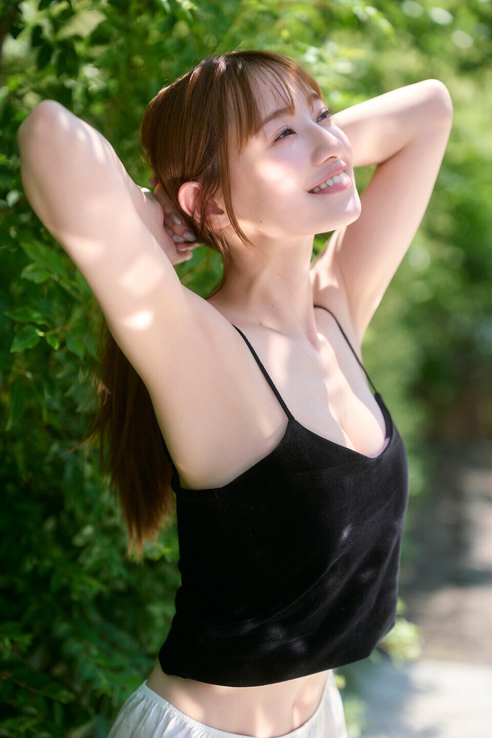나카다 카나(中田花奈, なかだ かな) - 플래시 디지털 사진집 2025