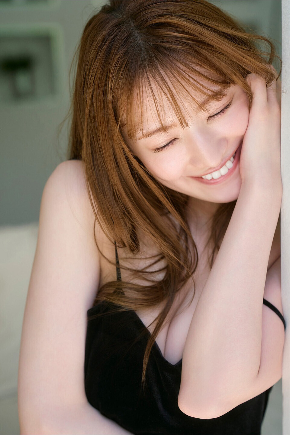 나카다 카나(中田花奈, なかだ かな) - 플래시 디지털 사진집 2025