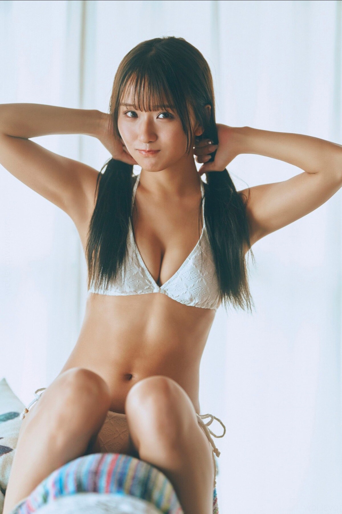 모리와키 리리카(森脇梨々夏, もりわき りりか) - 플래시 디지털 사진집 2024