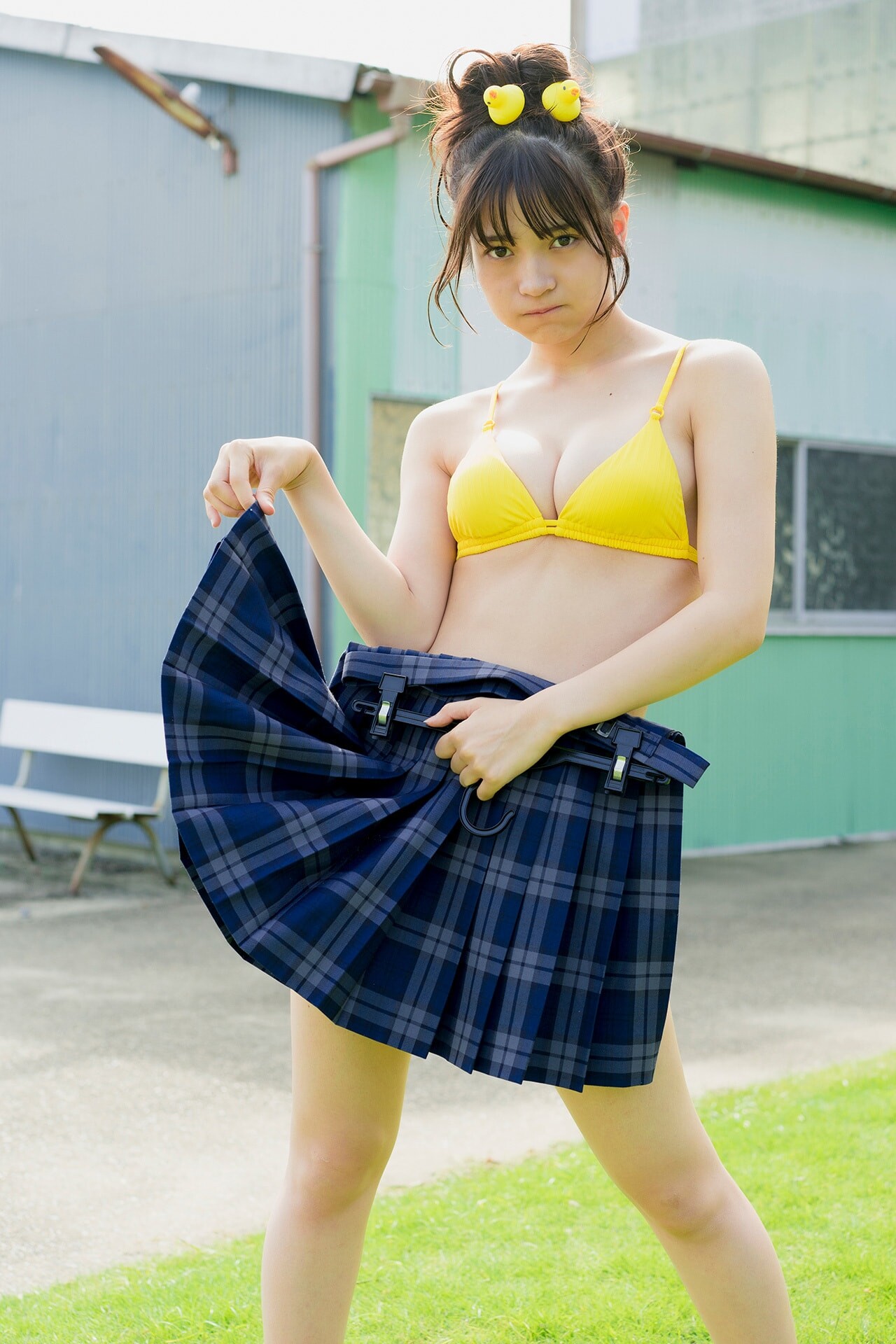 쿠로사키 나나코(黒嵜菜々子, くろさき ななこ) - 플래시 디지털 사진집 2021