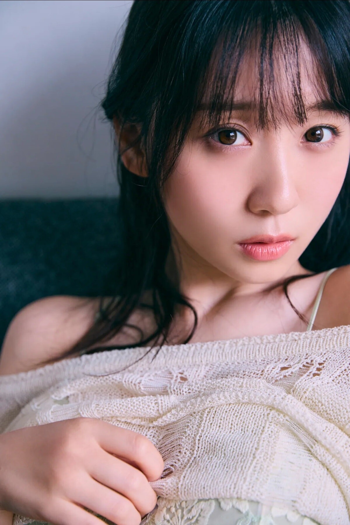 이오리 모에(伊織もえ, いおり もえ) - 프라이데이 디지털 포토북 사진집 2024