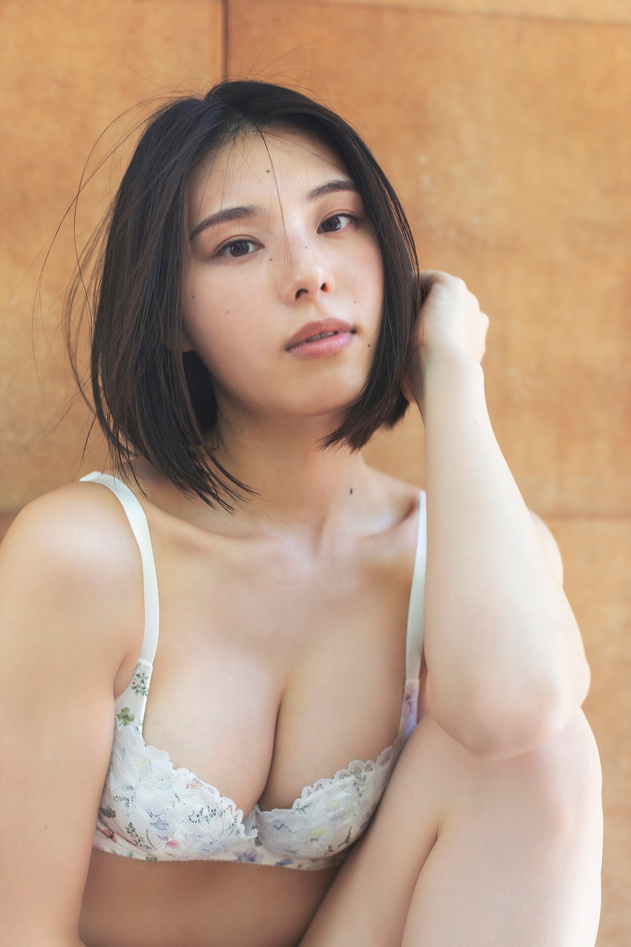 사가라 이오리(相楽伊織, さがら いおり) - 플래시 디지털 사진집 2024