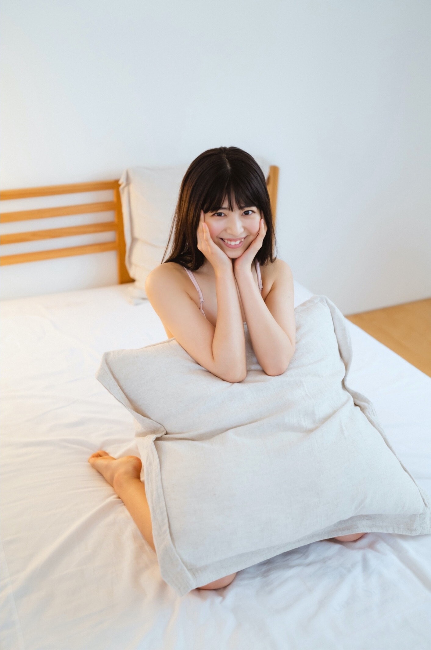 요시다 리오(吉田莉桜, よしだ りお) - 플래시 디지털 사진집 2020