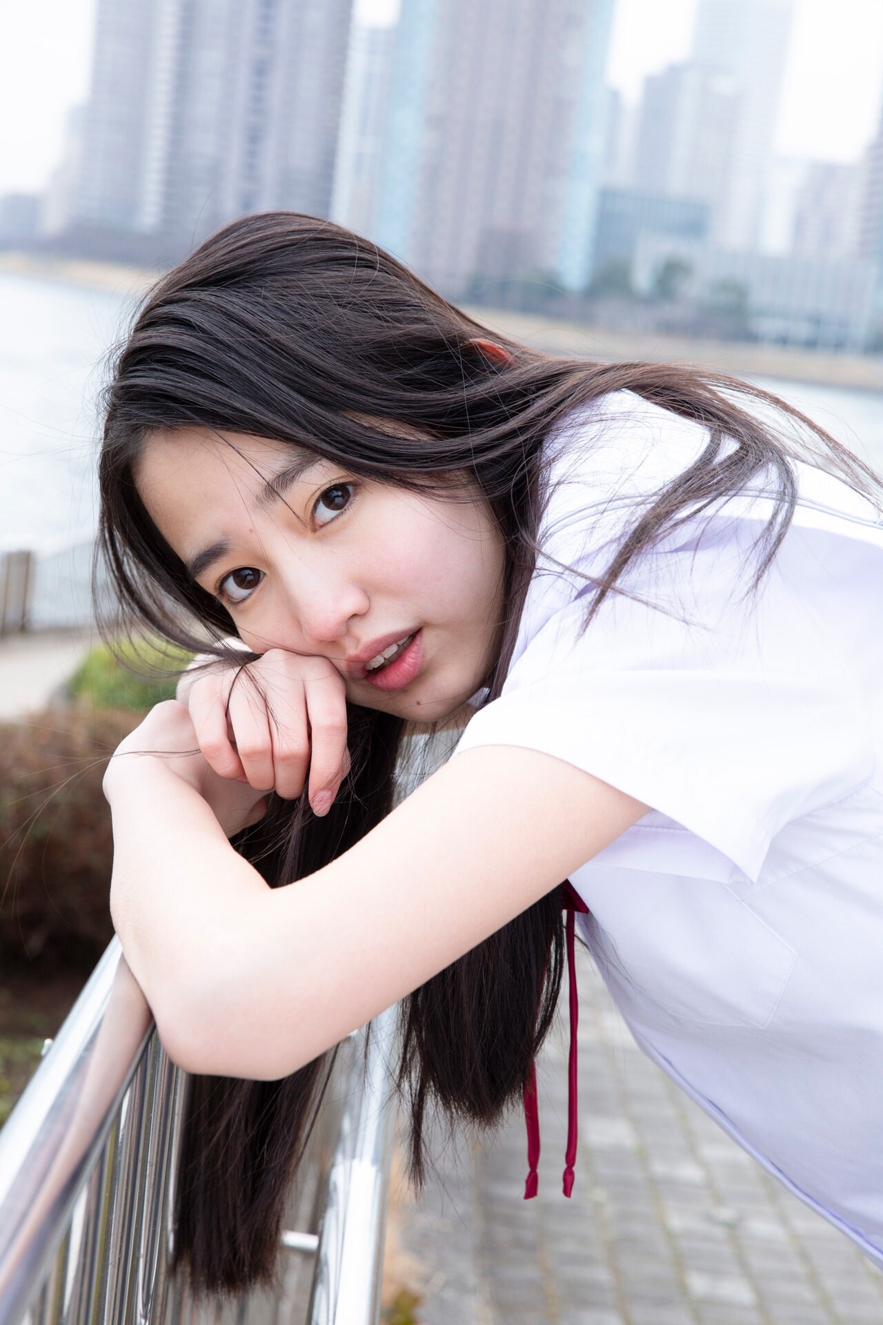 쿠로키 레나(黒木麗奈, くろき れな) - 플래시 디지털 사진집 2019