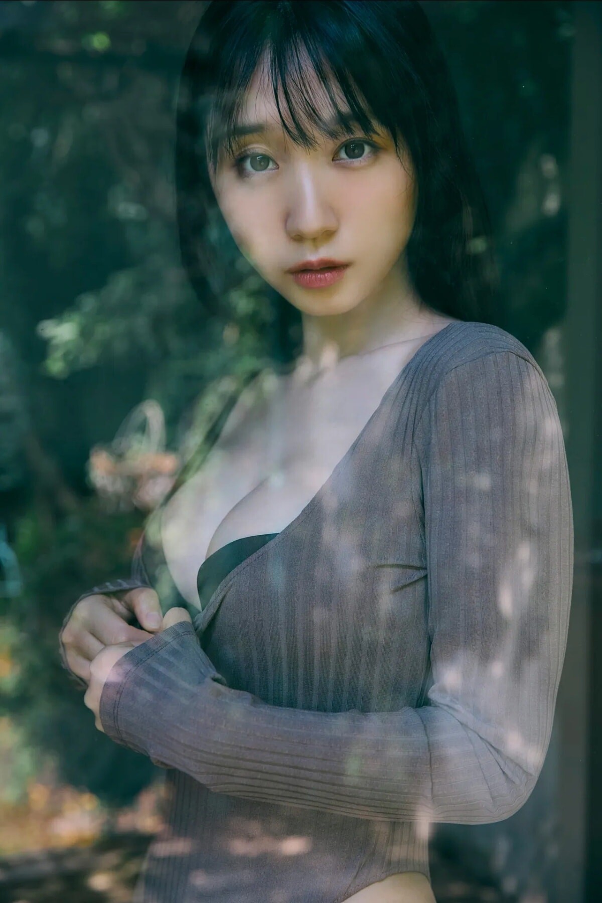 이오리 모에(伊織もえ, いおり もえ) - 프라이데이 디지털 포토북 사진집 2024