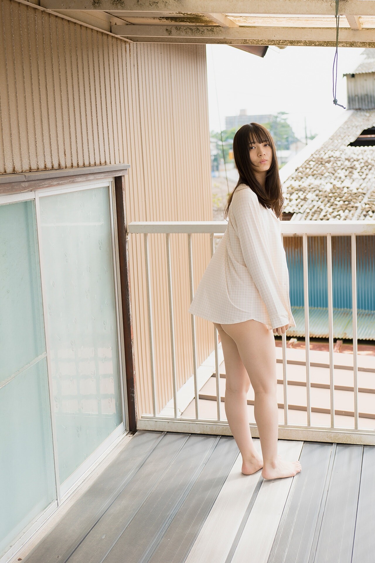 쿠로사키 나나코(黒嵜菜々子, くろさき ななこ) - 플래시 디지털 사진집 2021