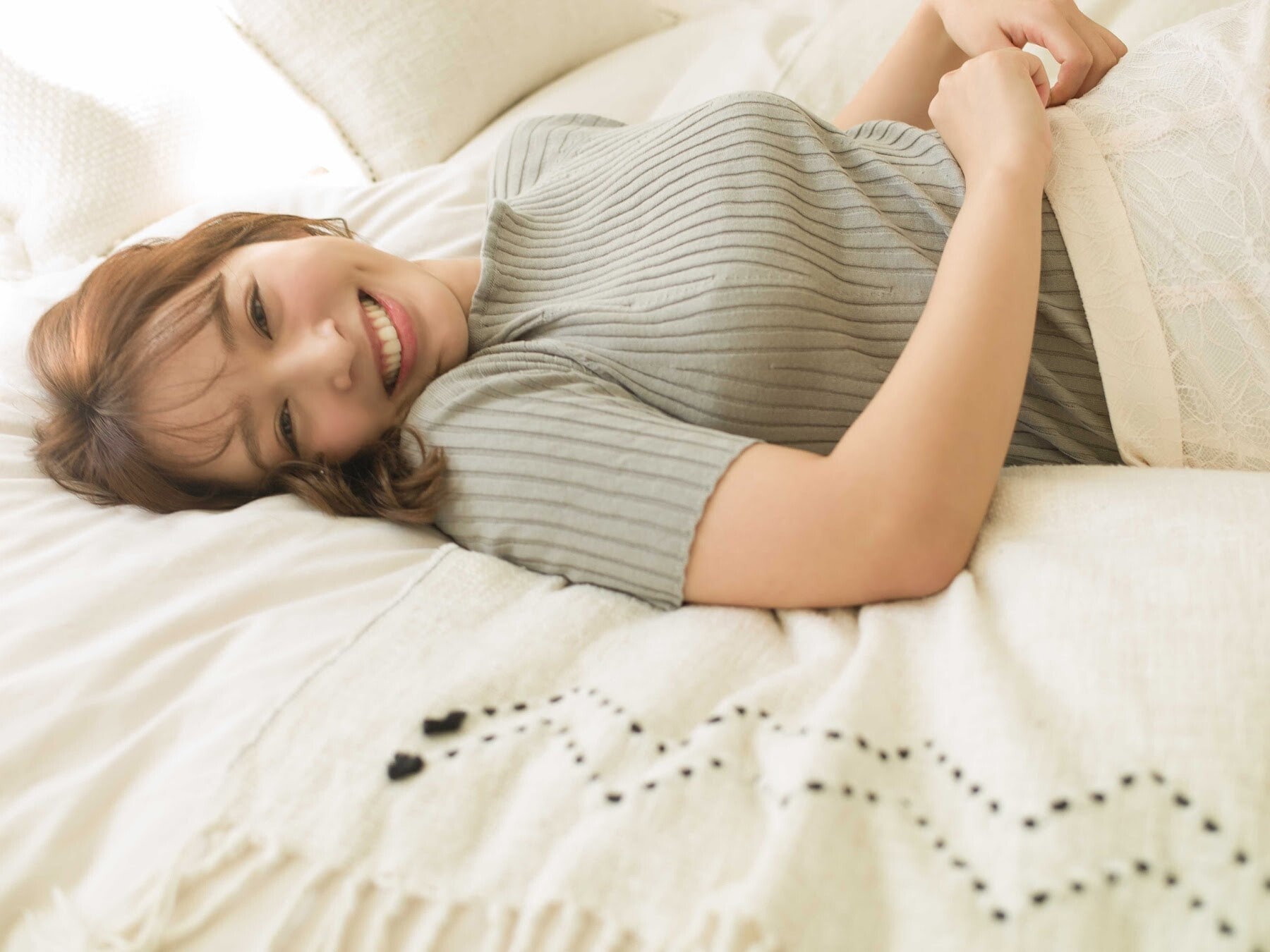 짐부 미사키(神部美咲, じんぶ みさき) - 플래시 디지털 사진집 2020