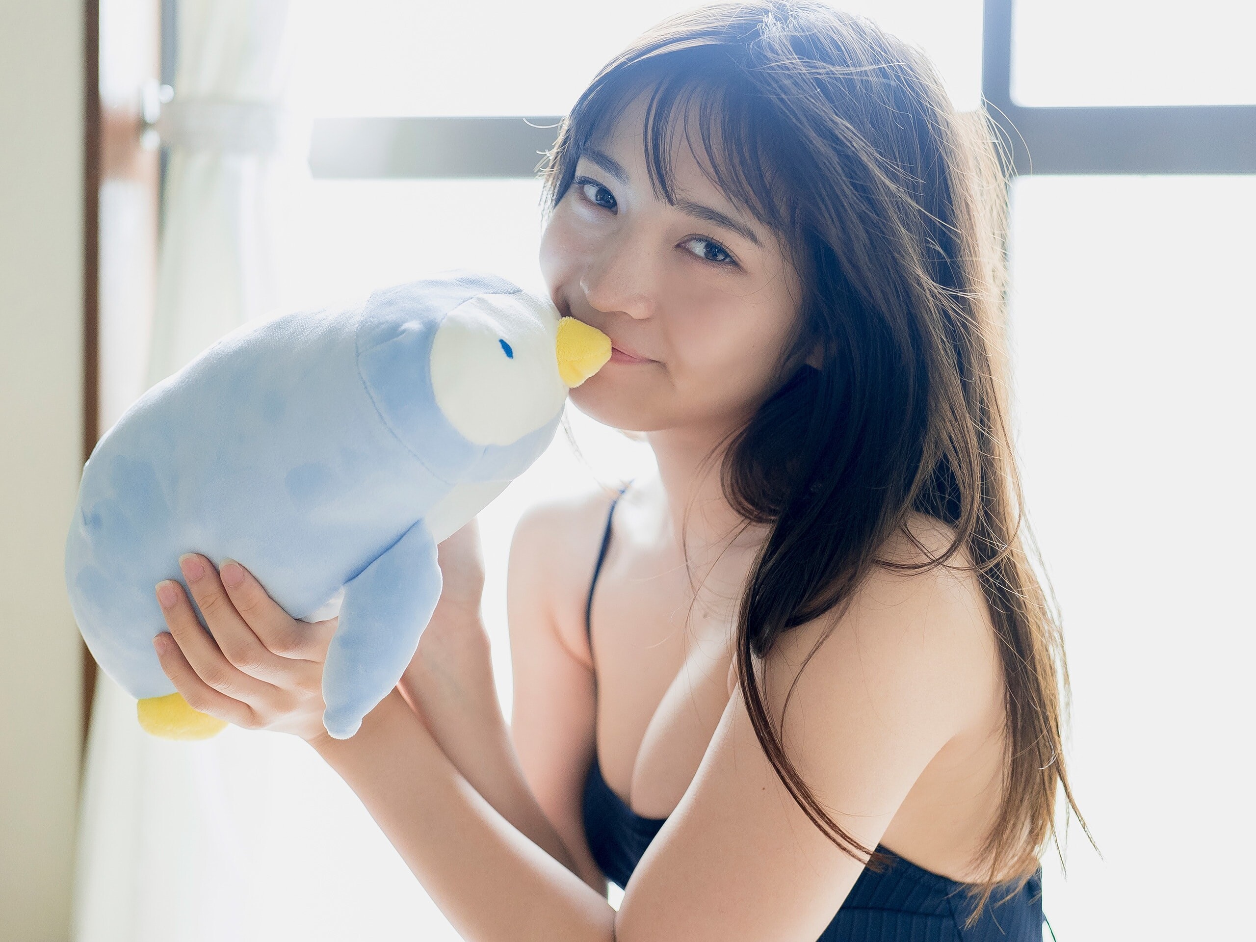 쿠로사키 나나코(黒嵜菜々子, くろさき ななこ) - 플래시 디지털 사진집 2021