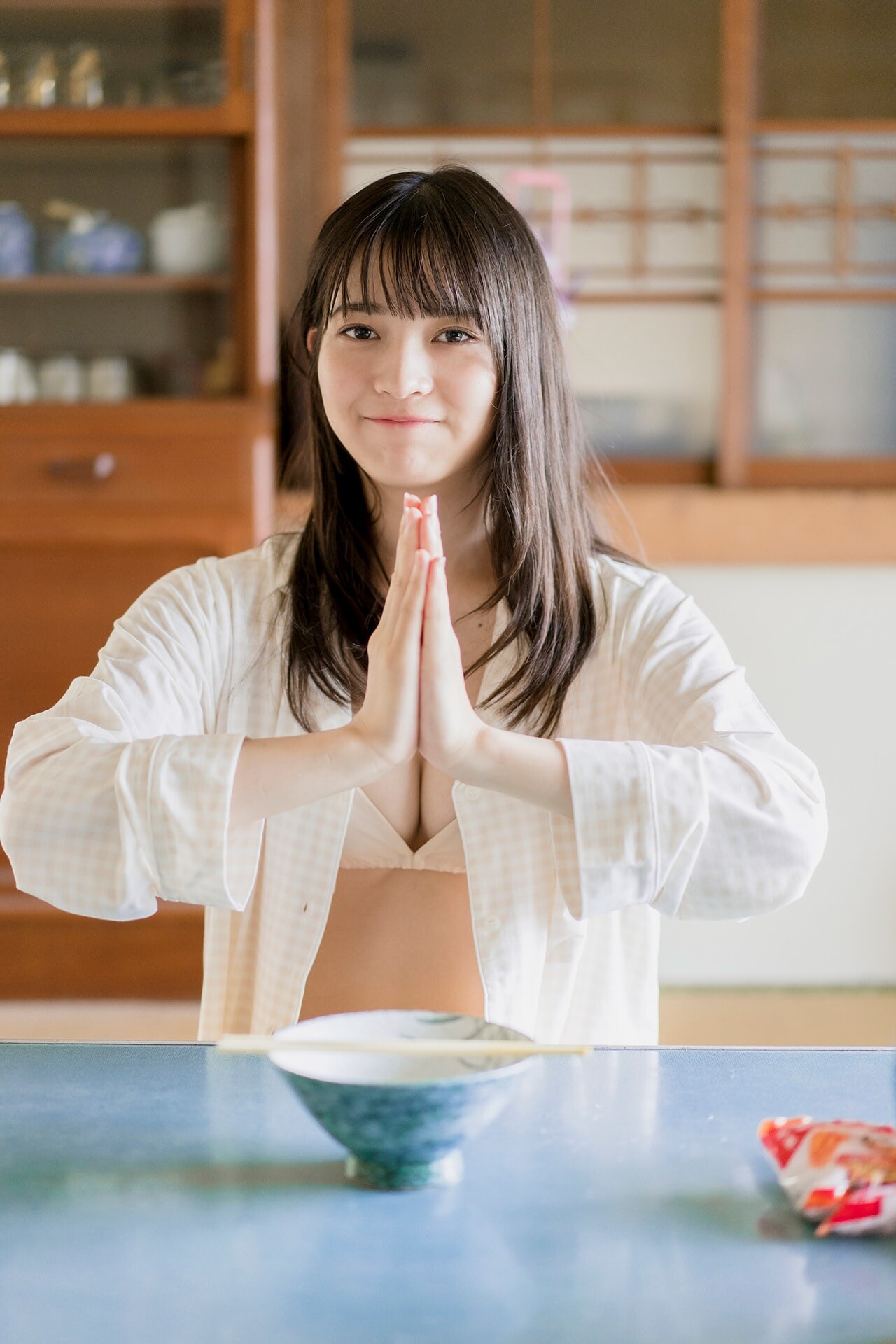 쿠로사키 나나코(黒嵜菜々子, くろさき ななこ) - 플래시 디지털 사진집 2021