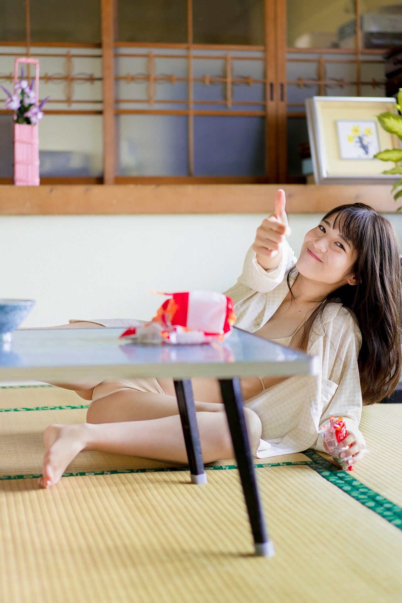 쿠로사키 나나코(黒嵜菜々子, くろさき ななこ) - 플래시 디지털 사진집 2021