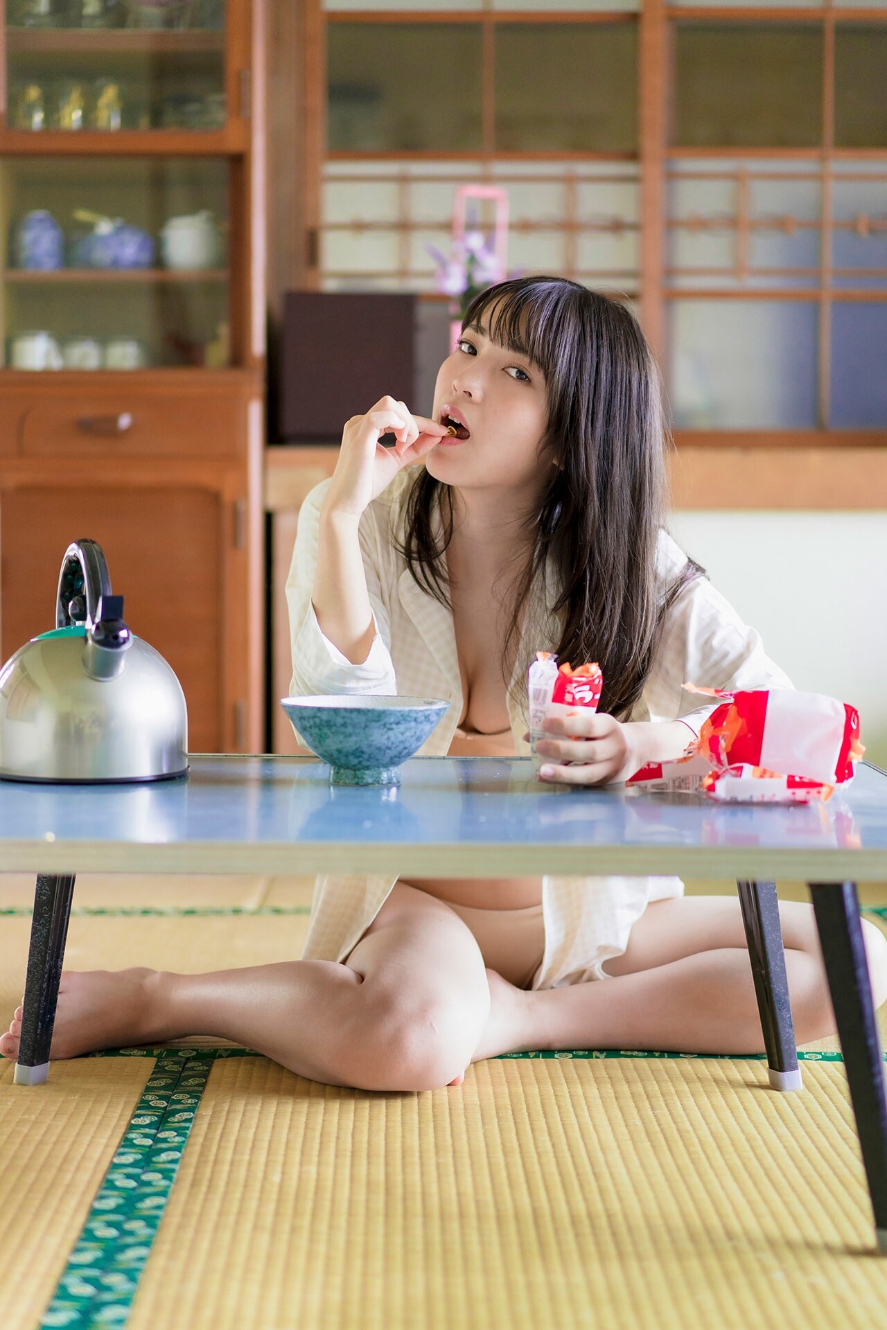 쿠로사키 나나코(黒嵜菜々子, くろさき ななこ) - 플래시 디지털 사진집 2021