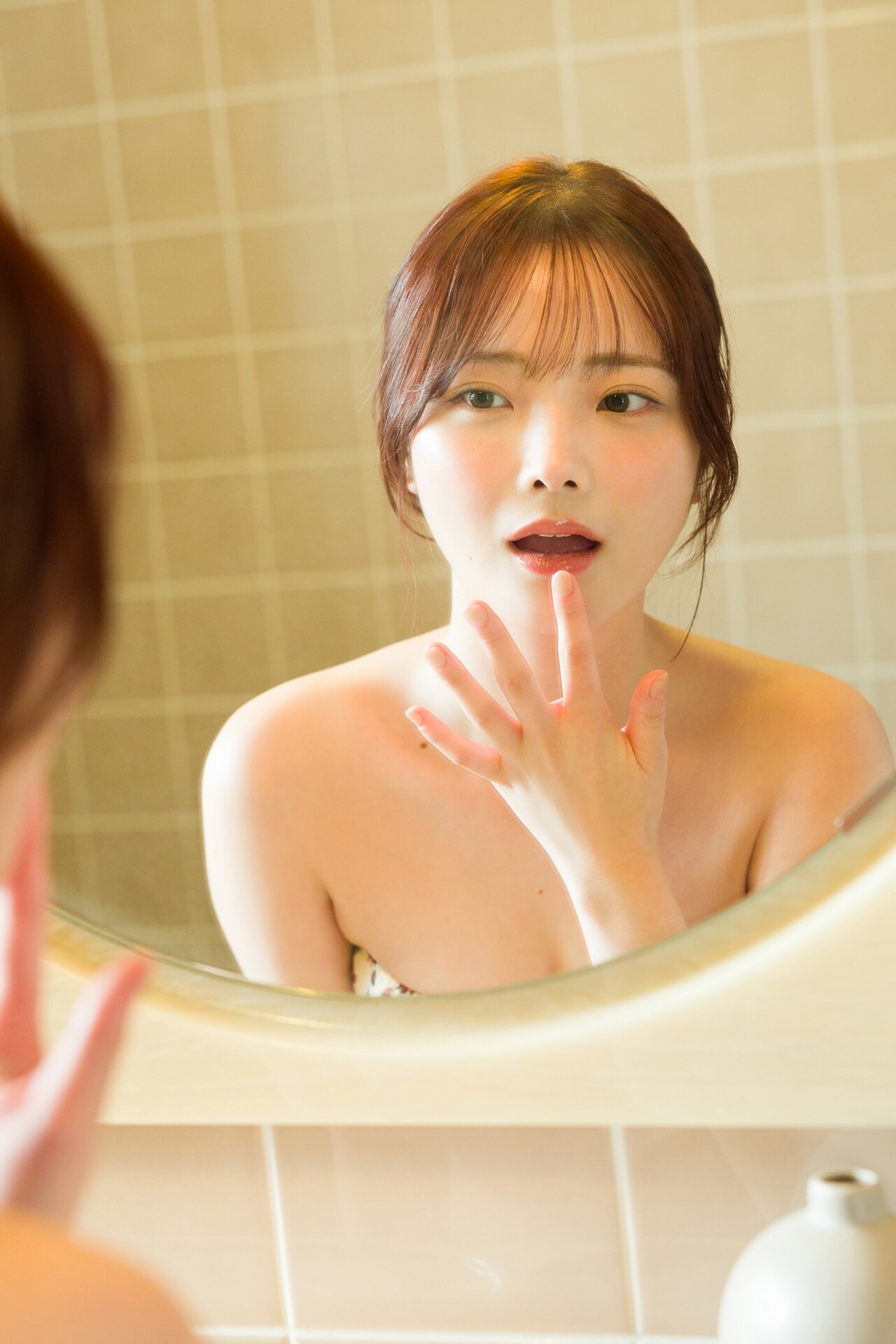 아라야 히메카(新谷姫加, あらや ひめか) - 플래시 디지털 사진집 2024