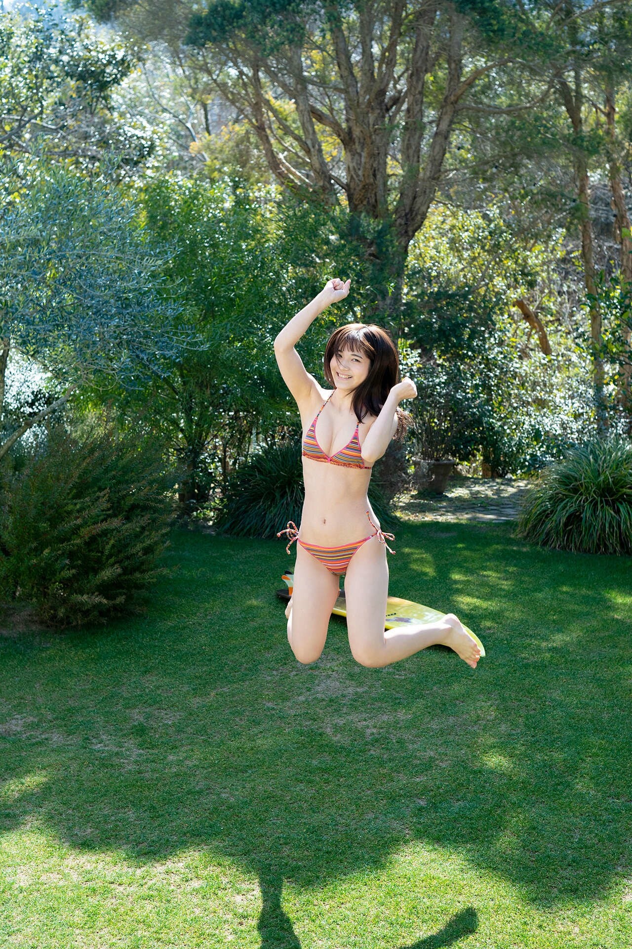 쿠로사키 나나코(黒嵜菜々子, くろさき ななこ) - 플래시 디지털 사진집 2022