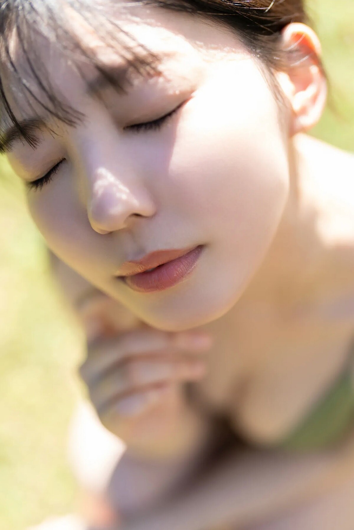 시도 루이(紫藤るい, しどう るい) - 프라이데이 디지털 포토북 사진집 2024